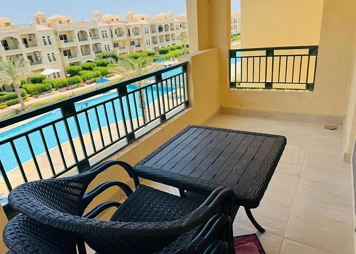 Lasirena Palm Ain Sokhna Aparthotel *